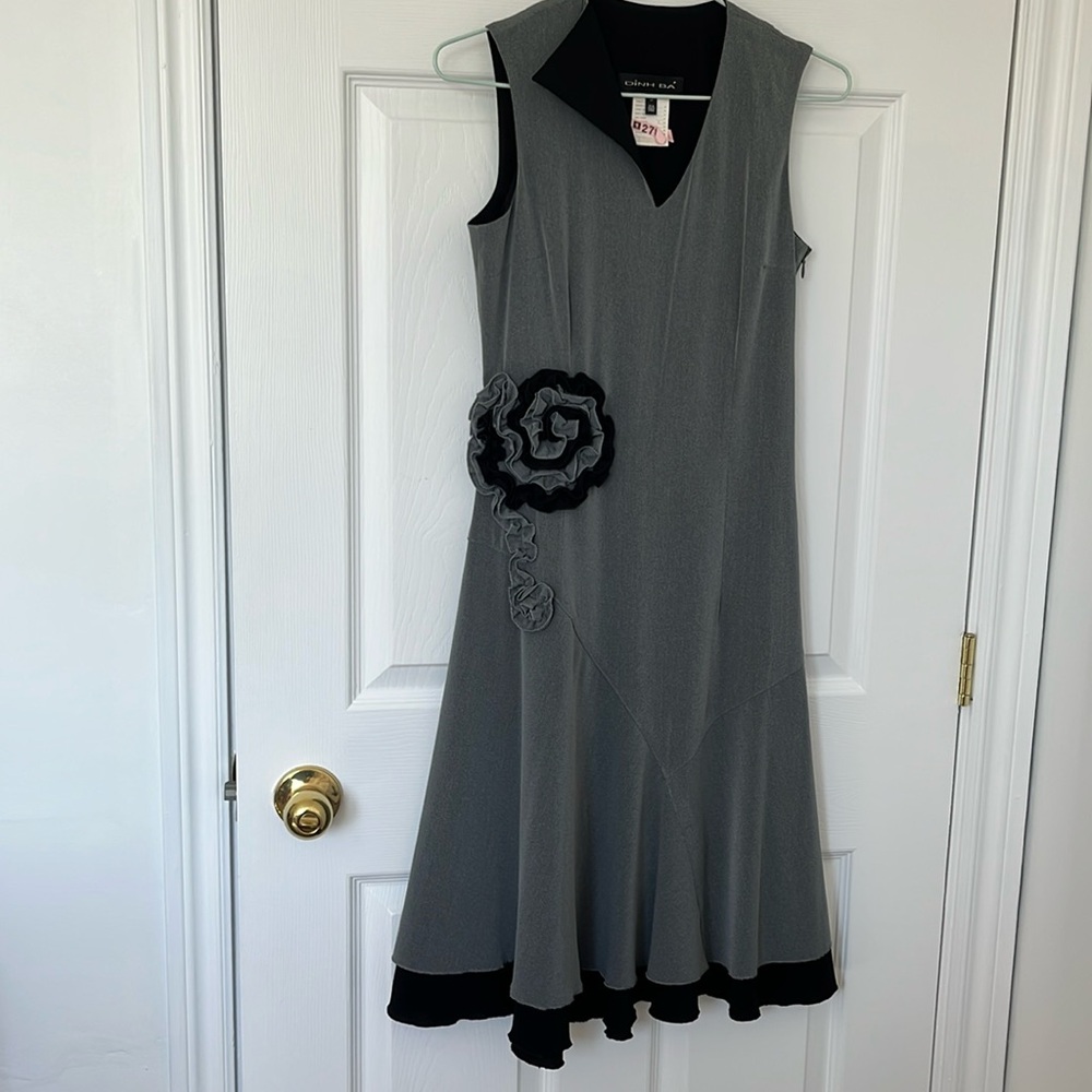 Gray Sleeveless Dress with Black Accents